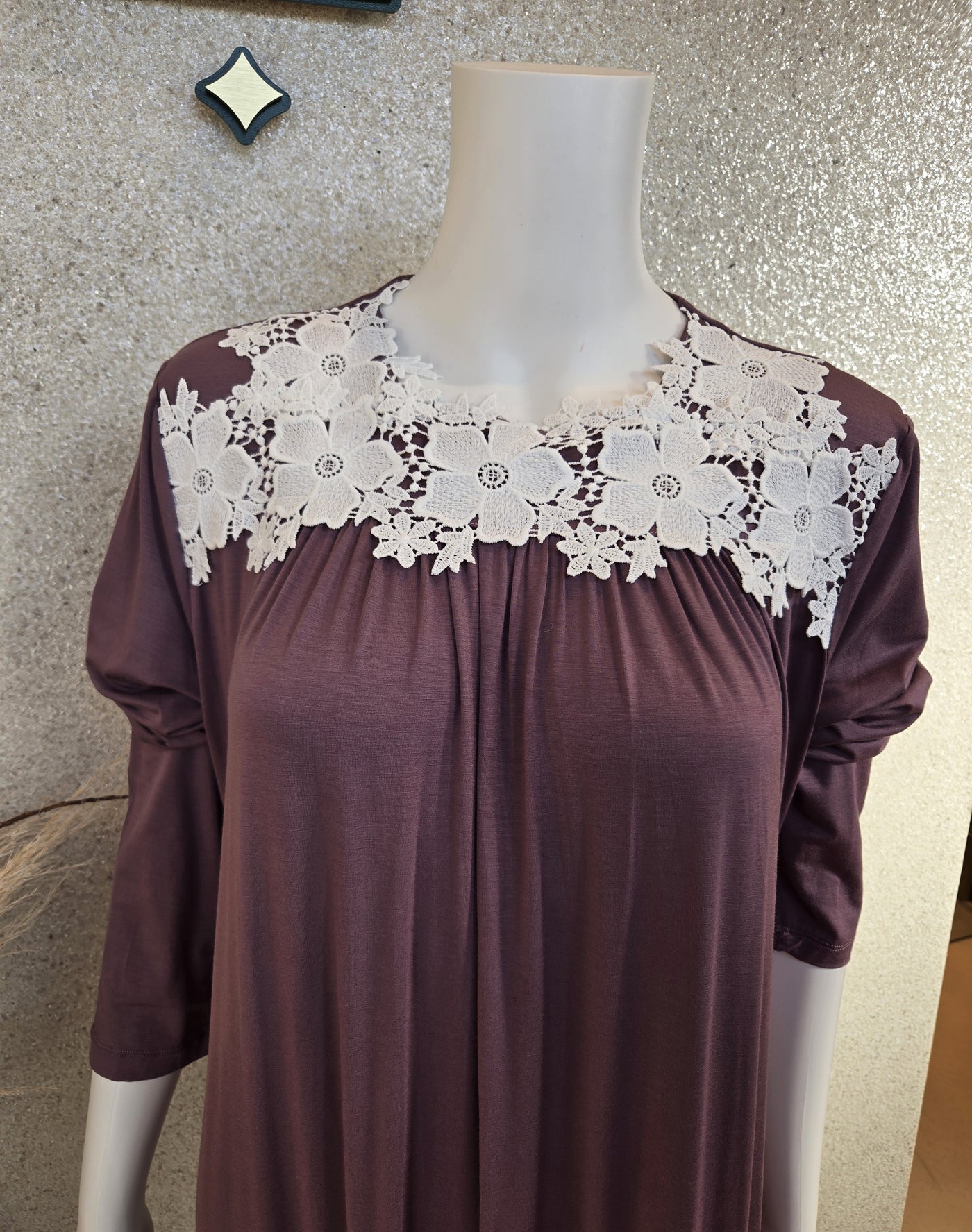 Rosella Long Nightgown w Flower Embroidery, Cocoa.