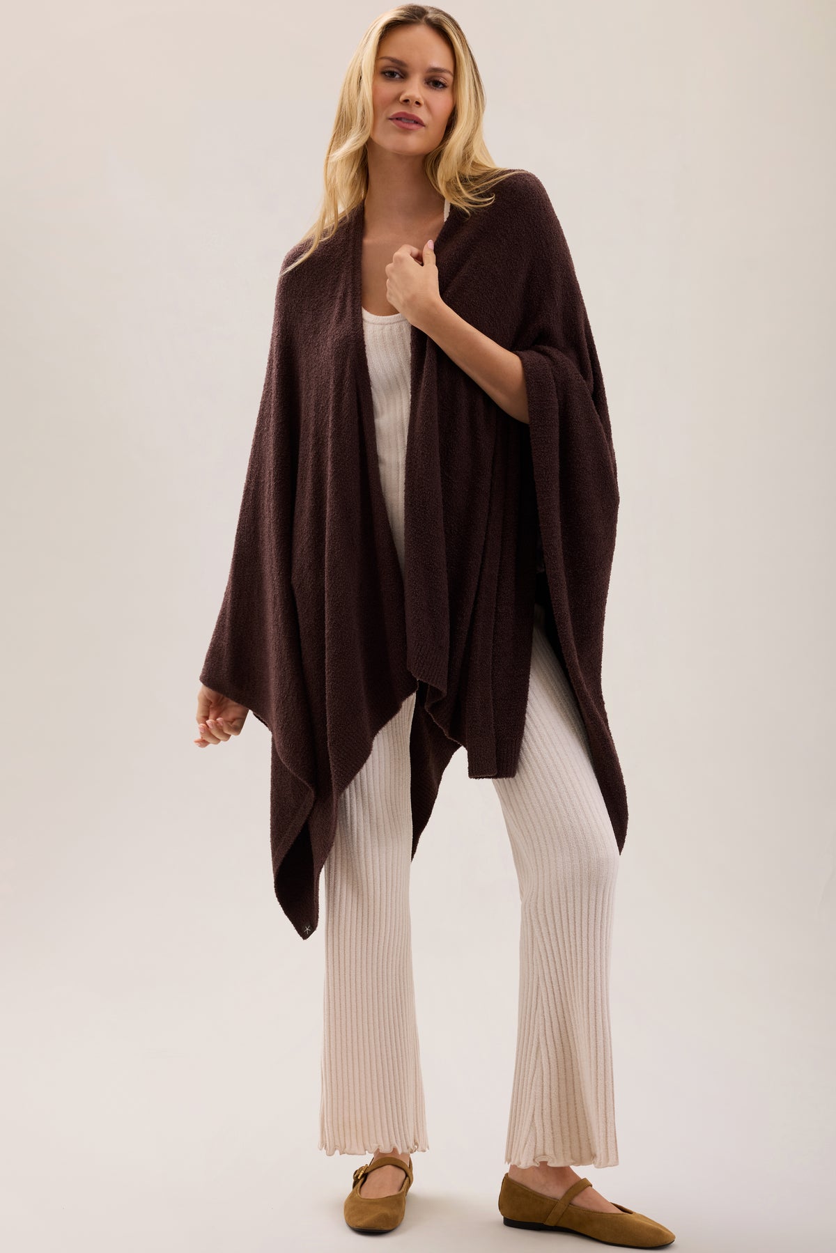 Barefoot Dreams Weekend Wrap, Umber