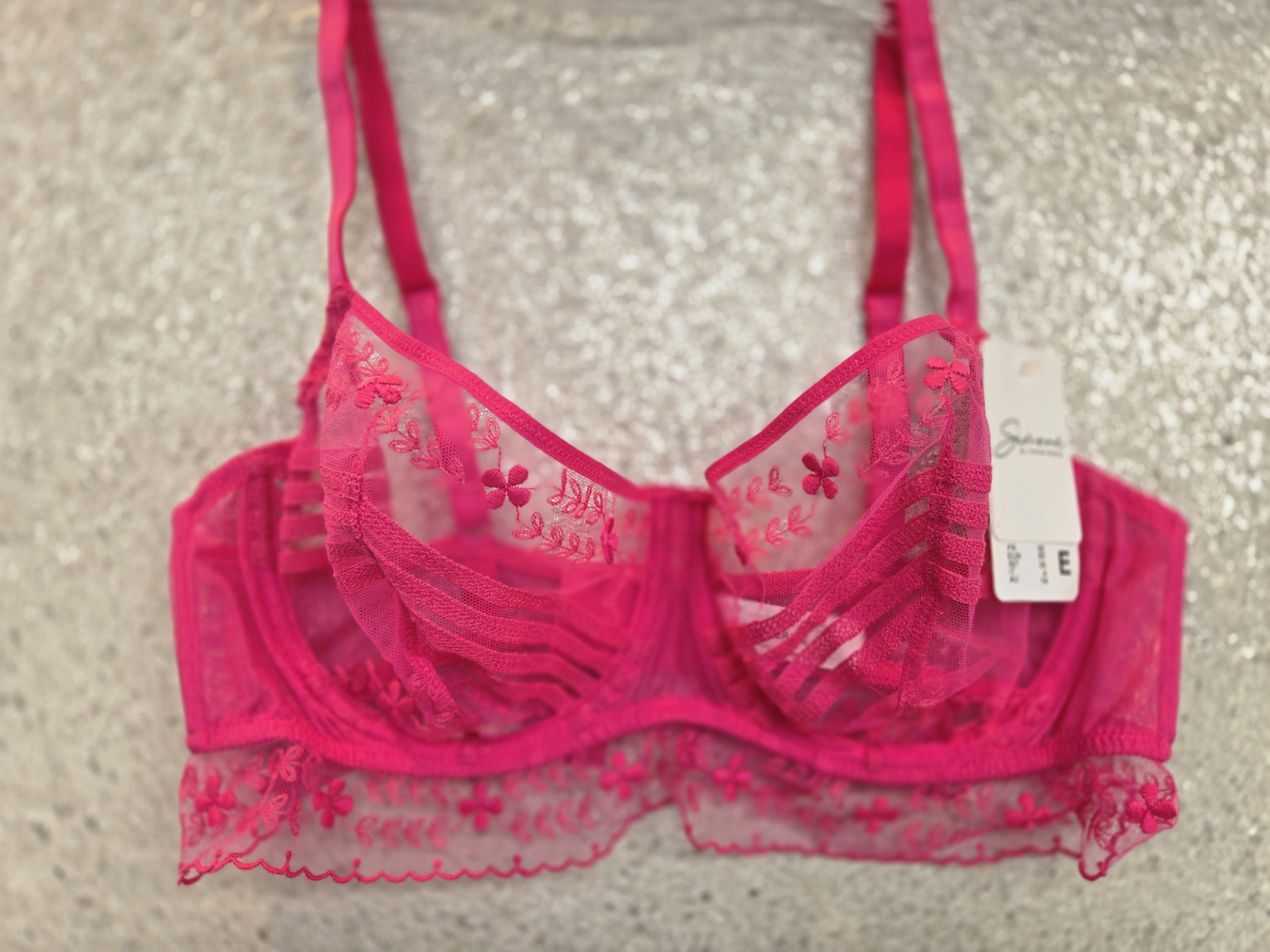 Simone Perele Marthe, Fuschia