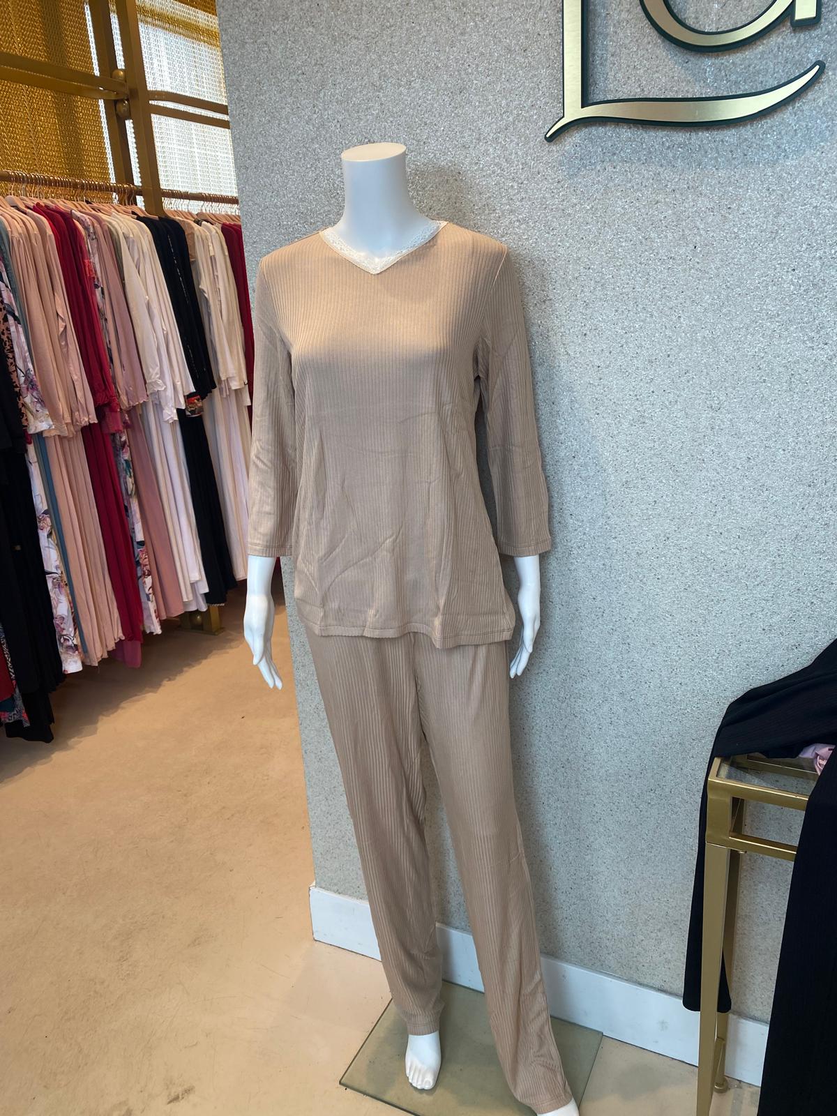 V3 Rosie Pajamas Ribbed, Camel