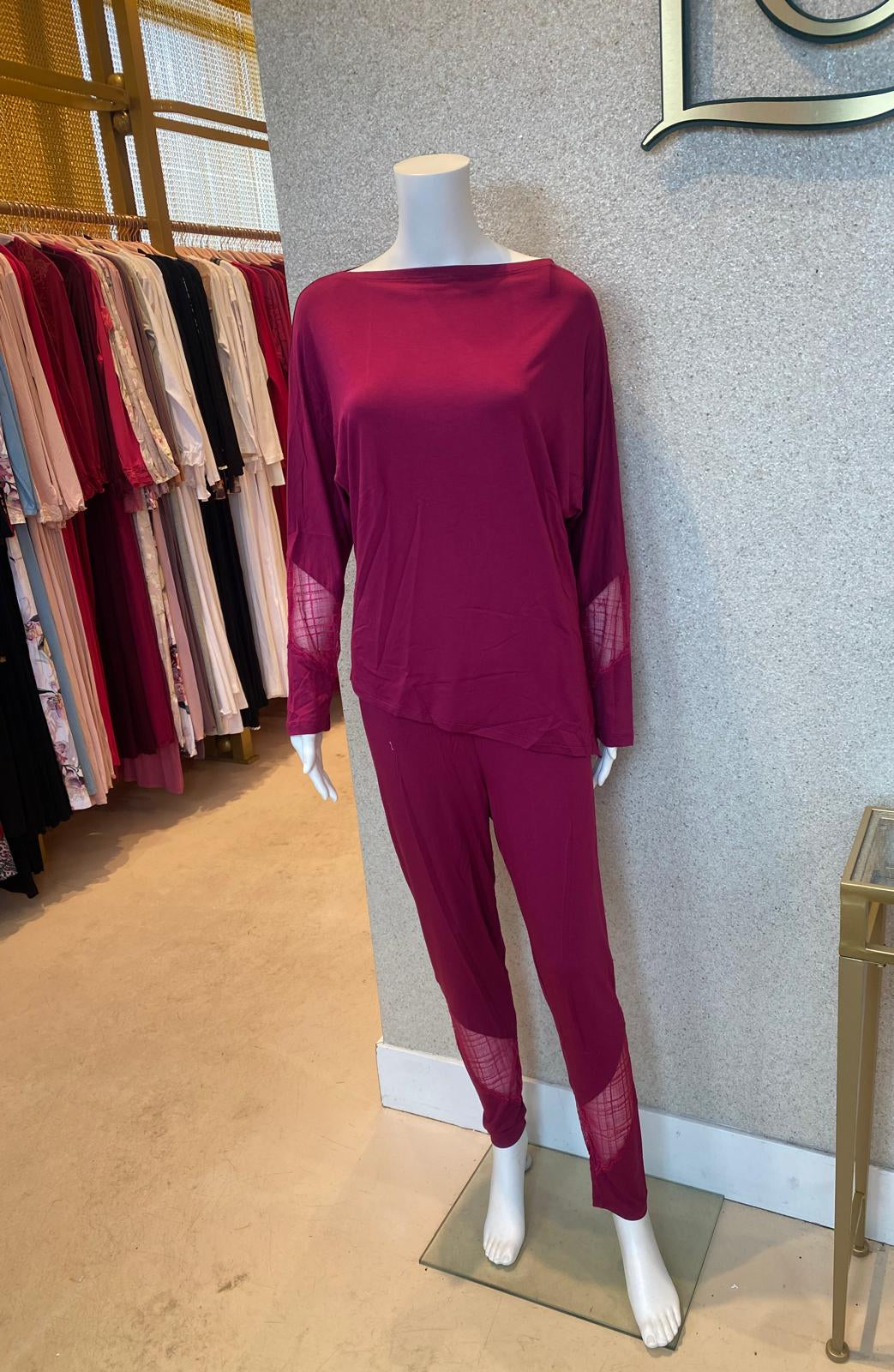 4334 Pajama with Lace details, Cranberry