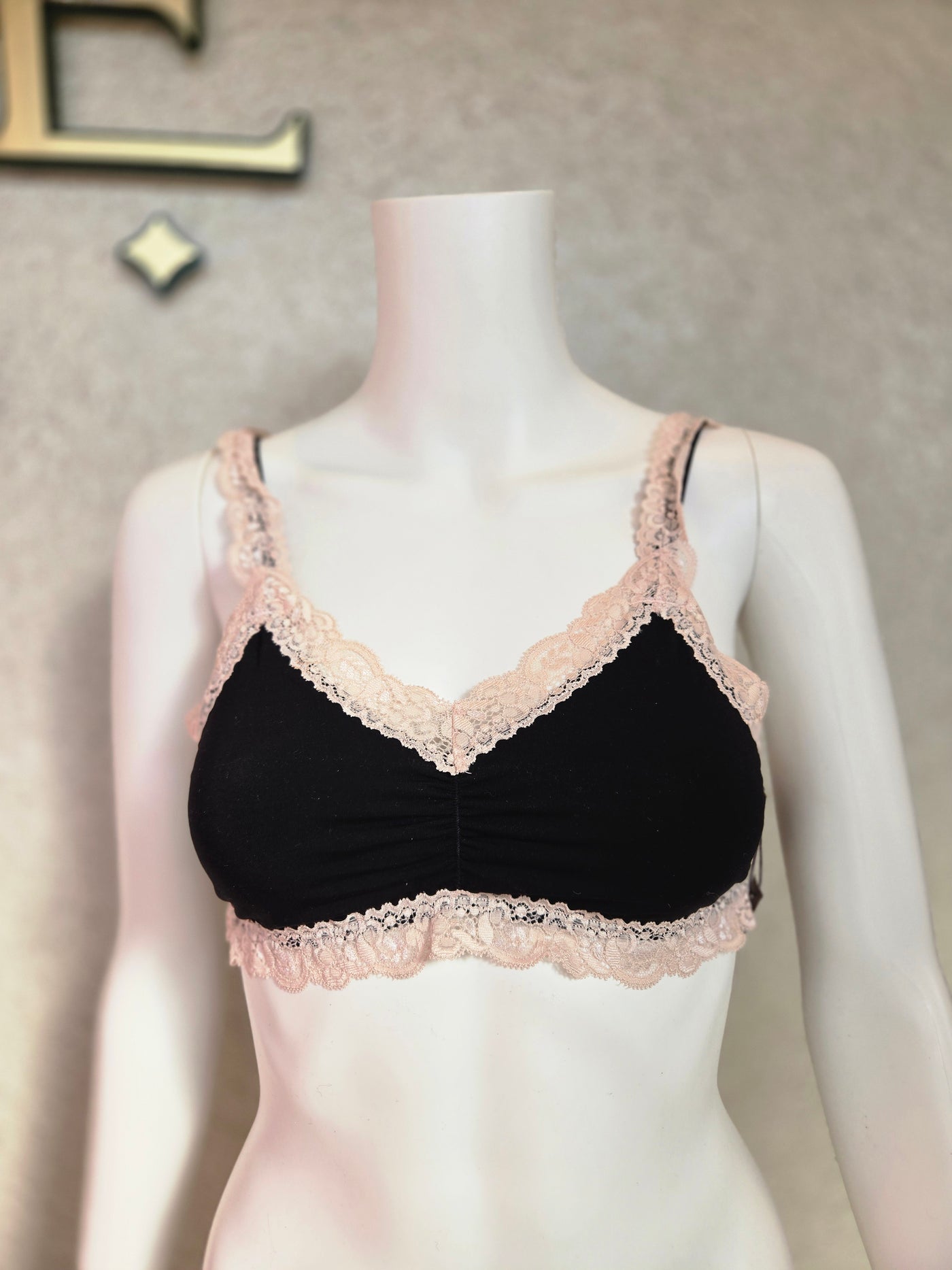 Fleur't Iconic Lace Bralette