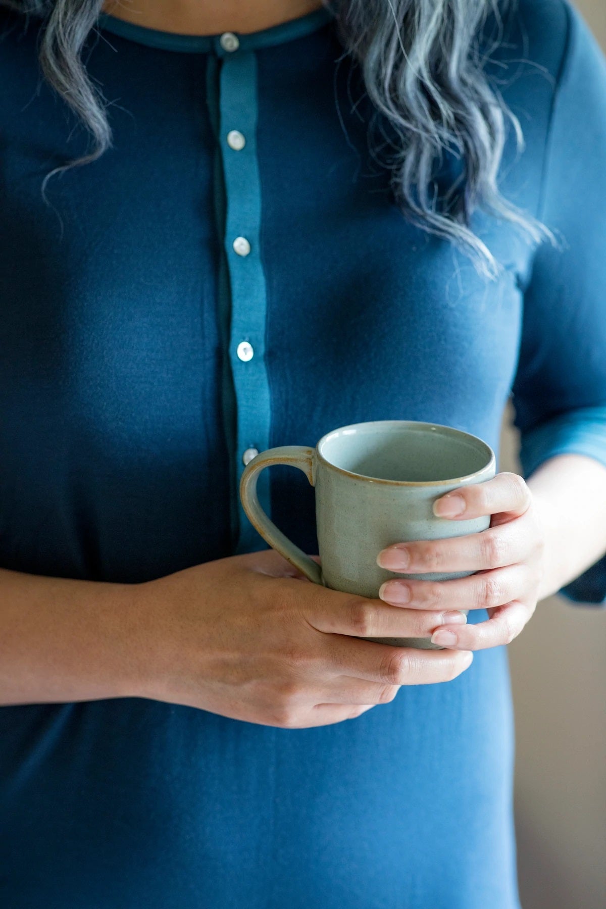 TWO-TONE THREE-QUARTER-LENGTH SOFT NIGHTSHIRT